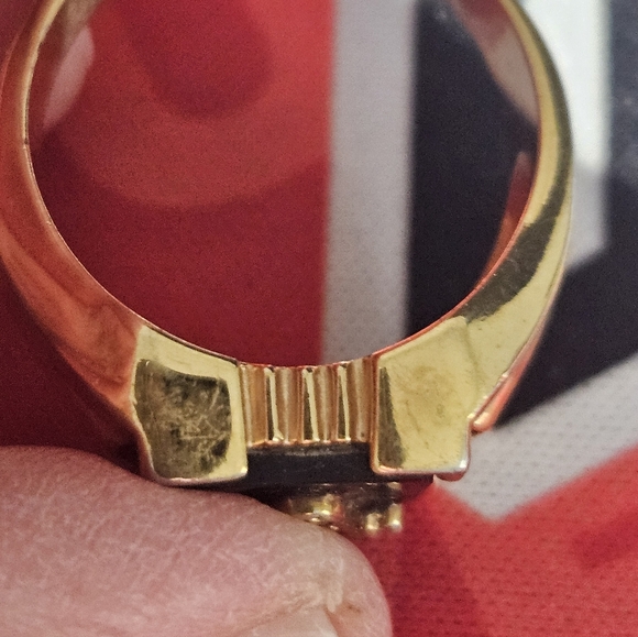 Gold and Black Masonic Ring - Picture 9 of 13